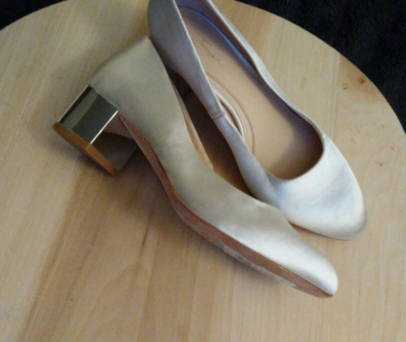 vince camuto white pumps